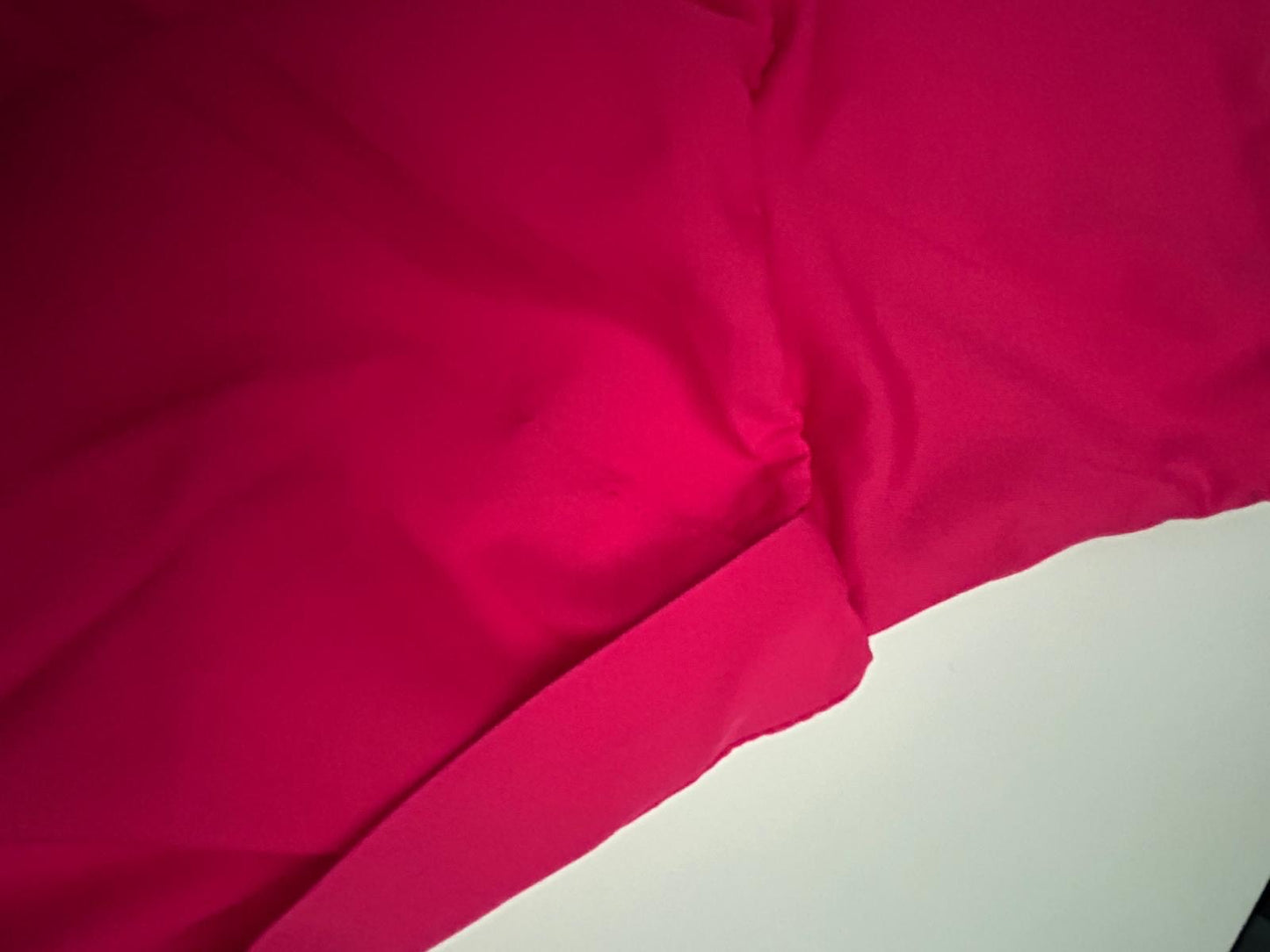 2-in-1 Shorts – Hot Pink (Minor Flaw)